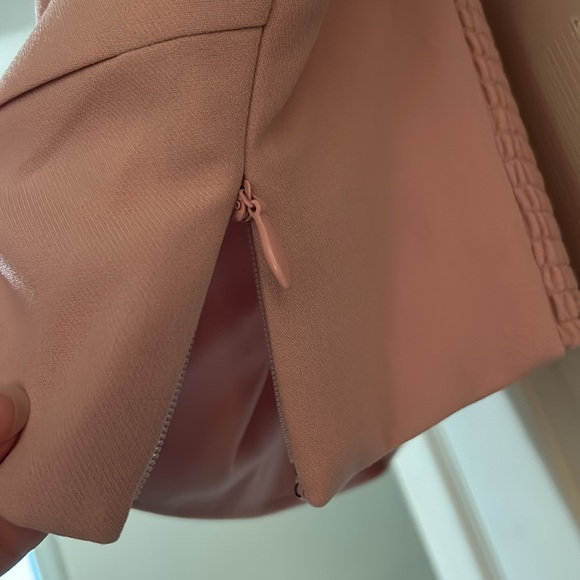 LAST CHANCE! 
Make an offer! Pink Abercrombie Ruched Tank - Picture 3 of 5